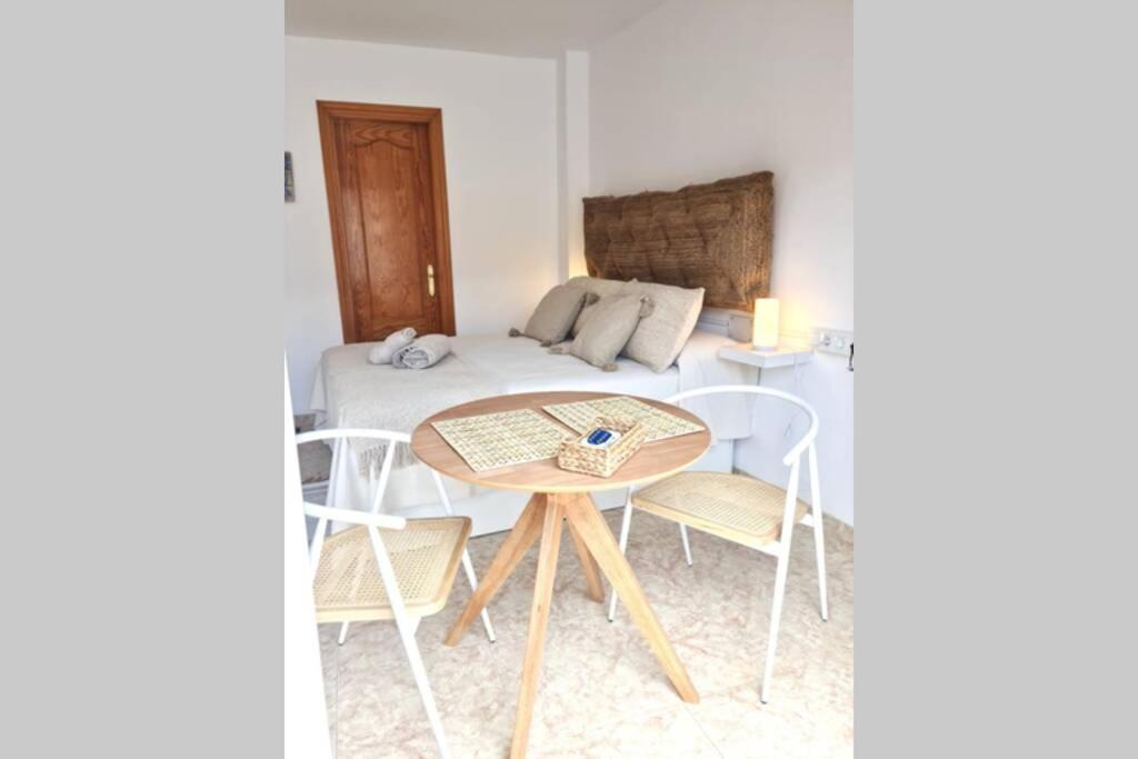Calmahouse Carihuela Apartamento Torremolinos Exterior foto