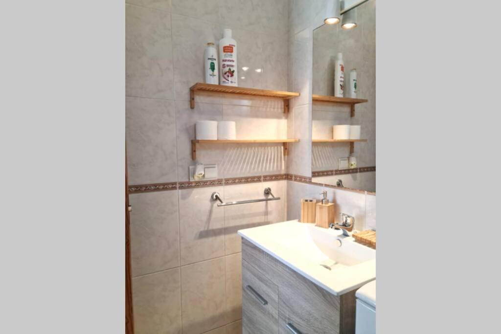 Calmahouse Carihuela Apartamento Torremolinos Exterior foto